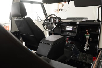 3-008-Custom-Mercedes-GWagon-White-092857