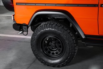 2A-016-Vintage-Mercedes-GWagon-MagmaBeamOrange-070837