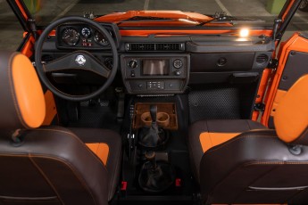 2A-032-Vintage-Mercedes-GWagon-MagmaBeamOrange-070837