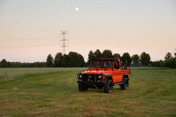2B-010-Vintage-Mercedes-GWagon-MagmaBeamOrange-070837
