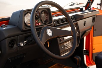 2B-052-Vintage-Mercedes-GWagon-MagmaBeamOrange-070837