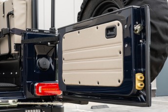 2B-096-Custom-Mercedes-GWagon-MidnightBlue-068999