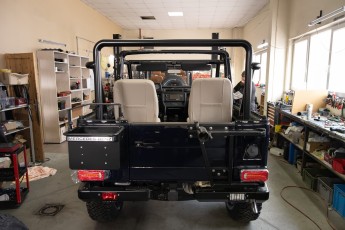 3-009-Custom-Mercedes-GWagon-MidnightBlue-068999
