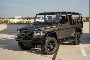 2B-012-Convertible-Mercedes-250GD-MonzaGray-092677