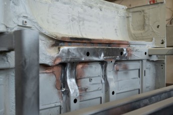 3-092-Convertible-Mercedes-250GD-MonzaGray-092677