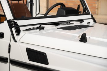 2B-016-Custom-Mercedes-GWagon-PolarWhite-070800