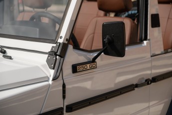 2B-029-Custom-Mercedes-GWagon-PolarWhite-070800
