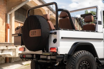 2B-038-Custom-Mercedes-GWagon-PolarWhite-070800
