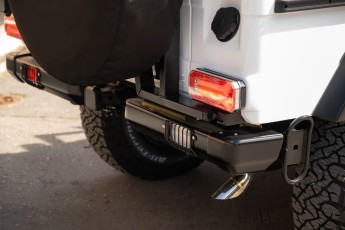 2B-039-Custom-Mercedes-GWagon-PolarWhite-070800