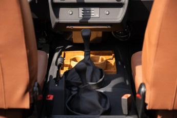 2B-076-Custom-Mercedes-GWagon-PolarWhite-070800