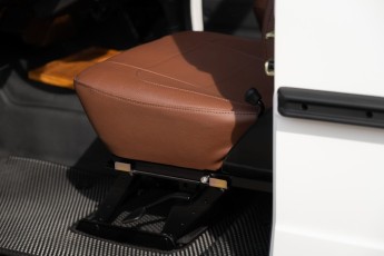 2B-087-Custom-Mercedes-GWagon-PolarWhite-070800
