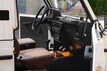 2B-101-Custom-Mercedes-GWagon-PolarWhite-070800