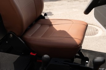2B-105-Custom-Mercedes-GWagon-PolarWhite-070800
