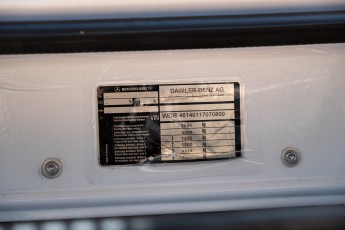 2B-114-Custom-Mercedes-GWagon-PolarWhite-070800