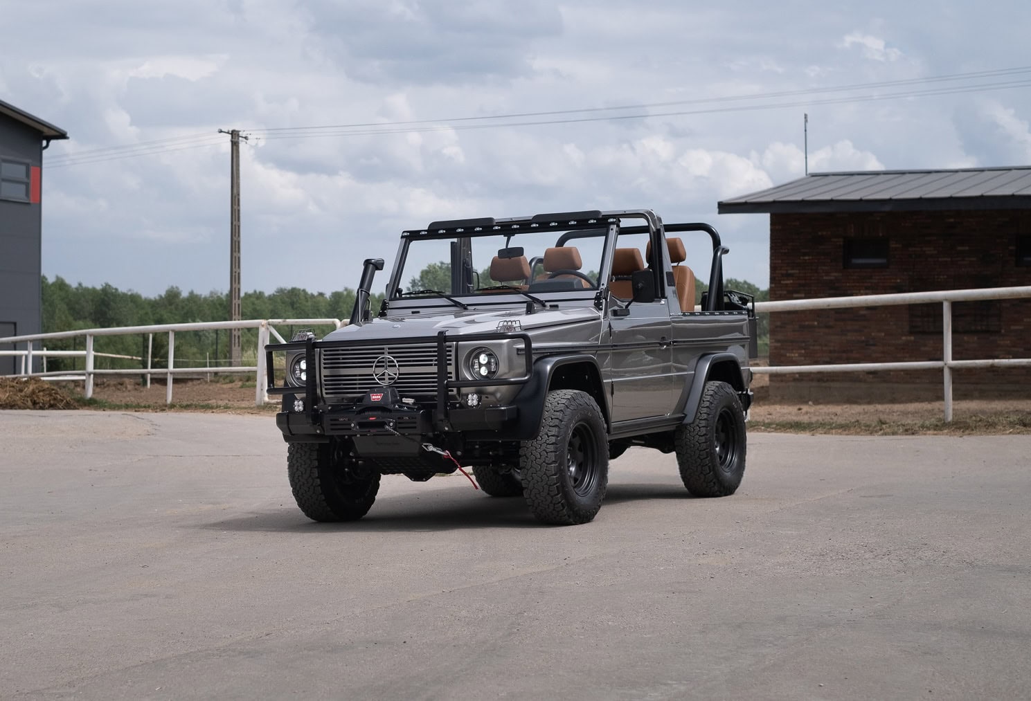 1992 250GD Wolf 082889 - Expedition Motor Company